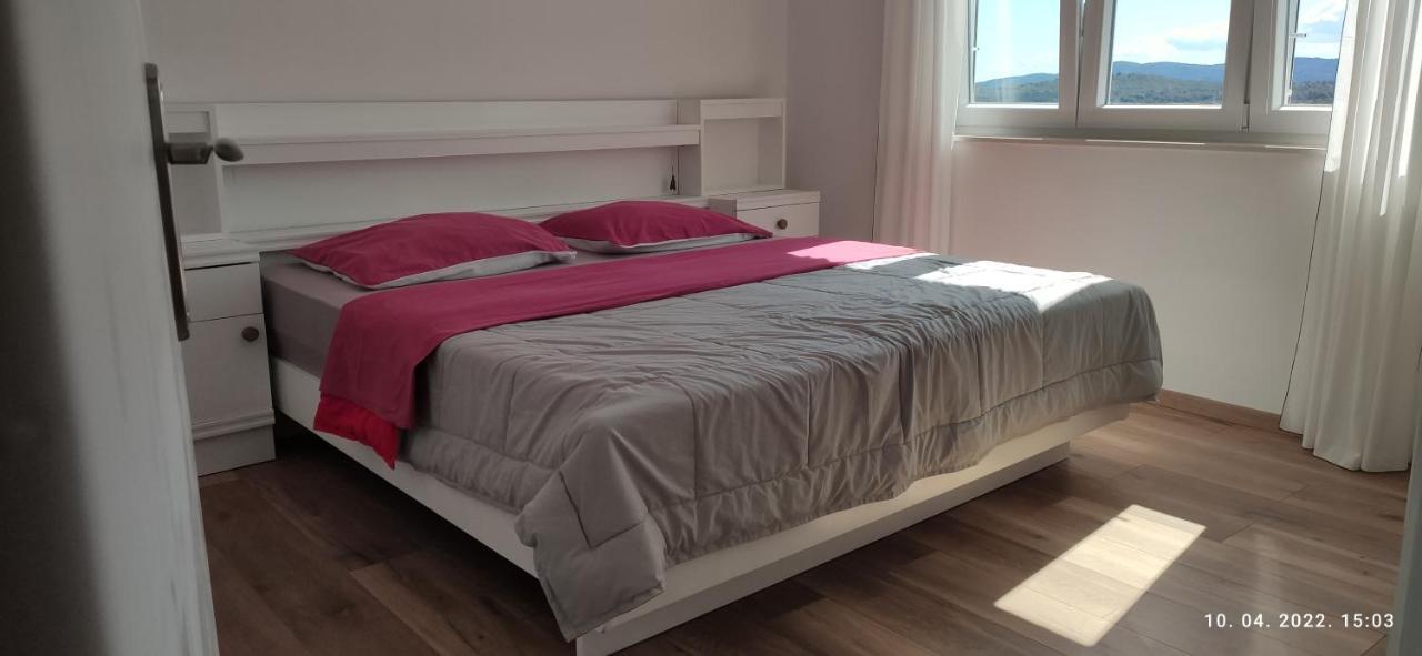 Sibenik Apartment Екстериор снимка